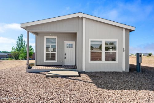 39 E Abra Rd, Paulden, AZ, 86334 | Card Image