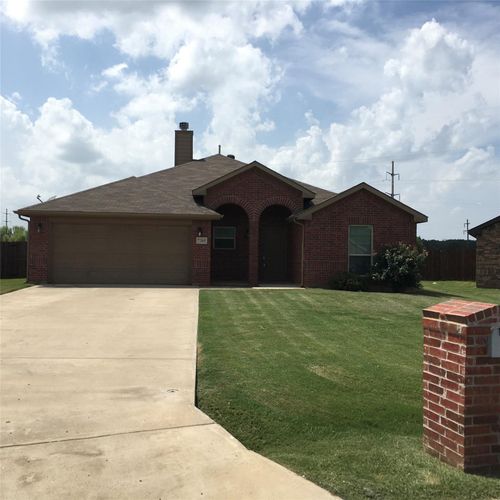 7205 Hackberry Ct, Granbury, TX, 76048-7712 | Card Image
