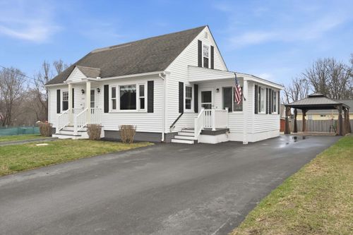 599 Brunelle Ave, Manchester, NH, 03103-3808 | Card Image