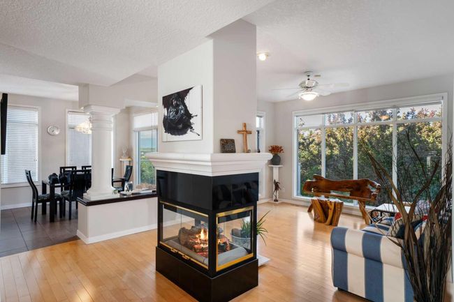 11 Patrick View Sw, House other with 4 bedrooms, 4 bathrooms and 4 parking in Calgary AB | Image 15