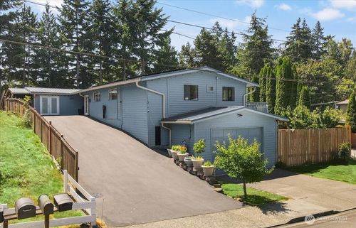 7801 Ne 133rd Pl, Kirkland, WA, 98034-5100 | Card Image