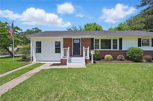 12 Carriage Ln, Newport News, VA, 23606-3125 | Card Image
