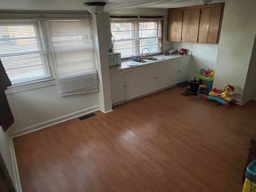 205 N Georgia Ave, chesnee, SC, 29323-1233 | Card Image