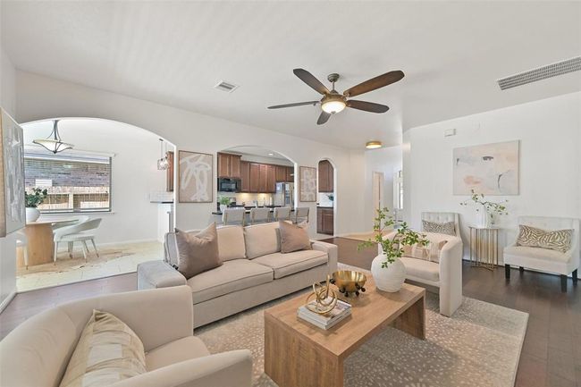 6135 Carnaby Ln, House other with 4 bedrooms, 4 bathrooms and 2 parking in Rosenberg TX | Image 7
