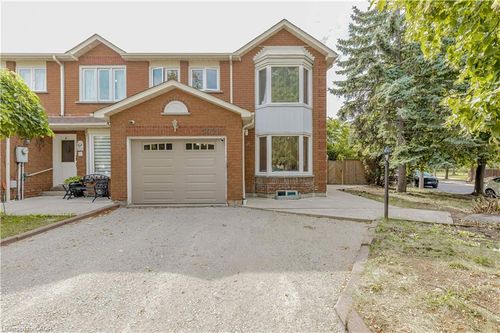 5028 Northern Lights Cir, Mississauga, ON, L5R2P5 | Card Image