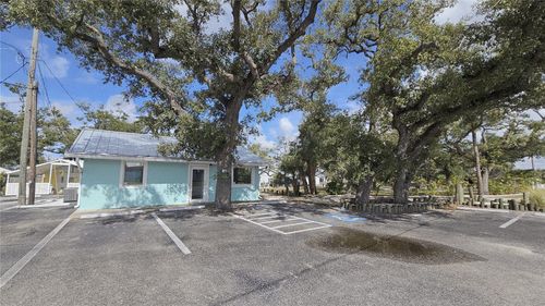 8-870 S Mccall Rd, ENGLEWOOD, FL, 34223-3758 | Card Image
