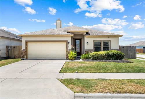 7605 Sable Creek Dr, Corpus Christi, TX, 78414-2185 | Card Image