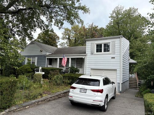 205 Kimball Ter, Yonkers, NY, 10704-3024 | Card Image