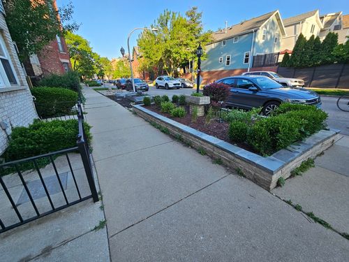 1-1140 W Barry Ave, Chicago, IL, 60657-9136 | Card Image