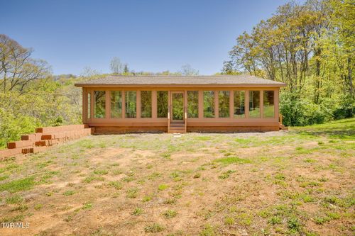 1736 Jellicorse Rd, Morristown, TN, 37814-1834 | Card Image