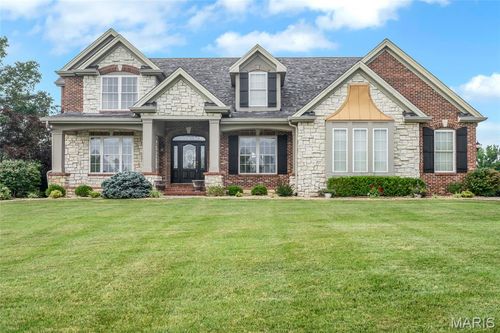 1772 Everest Ave, O Fallon, MO, 63366-4806 | Card Image