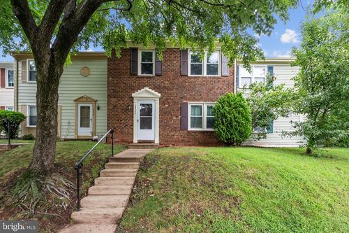 13782 Newport Dr, CHANTILLY, VA, 20151-3451 | Card Image
