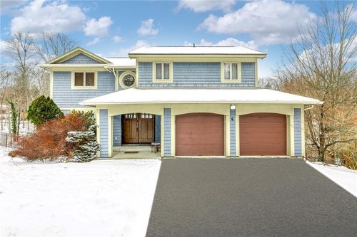 6 Arthurs Way, Chestnut Ridge, NY, 10977-6150 | Card Image