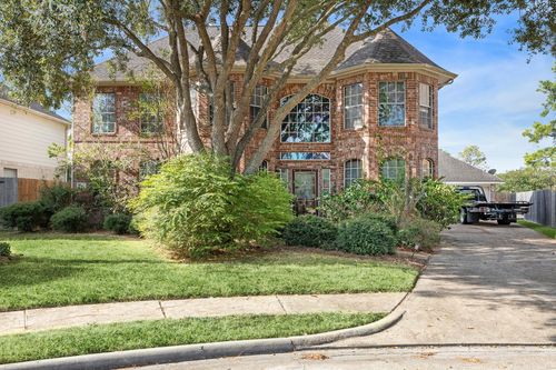 1510 Pine Creek Dr, Pearland, TX, 77581-8753 | Card Image
