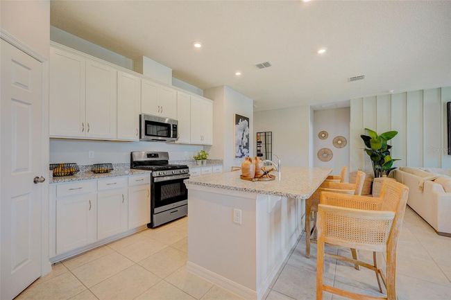 1063 Patriot Loop, House other with 4 bedrooms, 2 bathrooms and null parking in HAINES CITY FL | Image 15