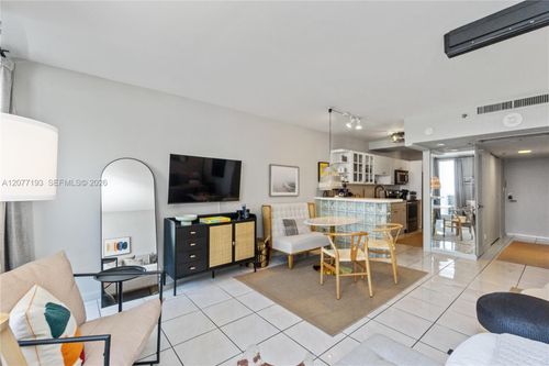 1107-100 Lincoln Rd, Miami Beach, FL, 33139-2013 | Card Image
