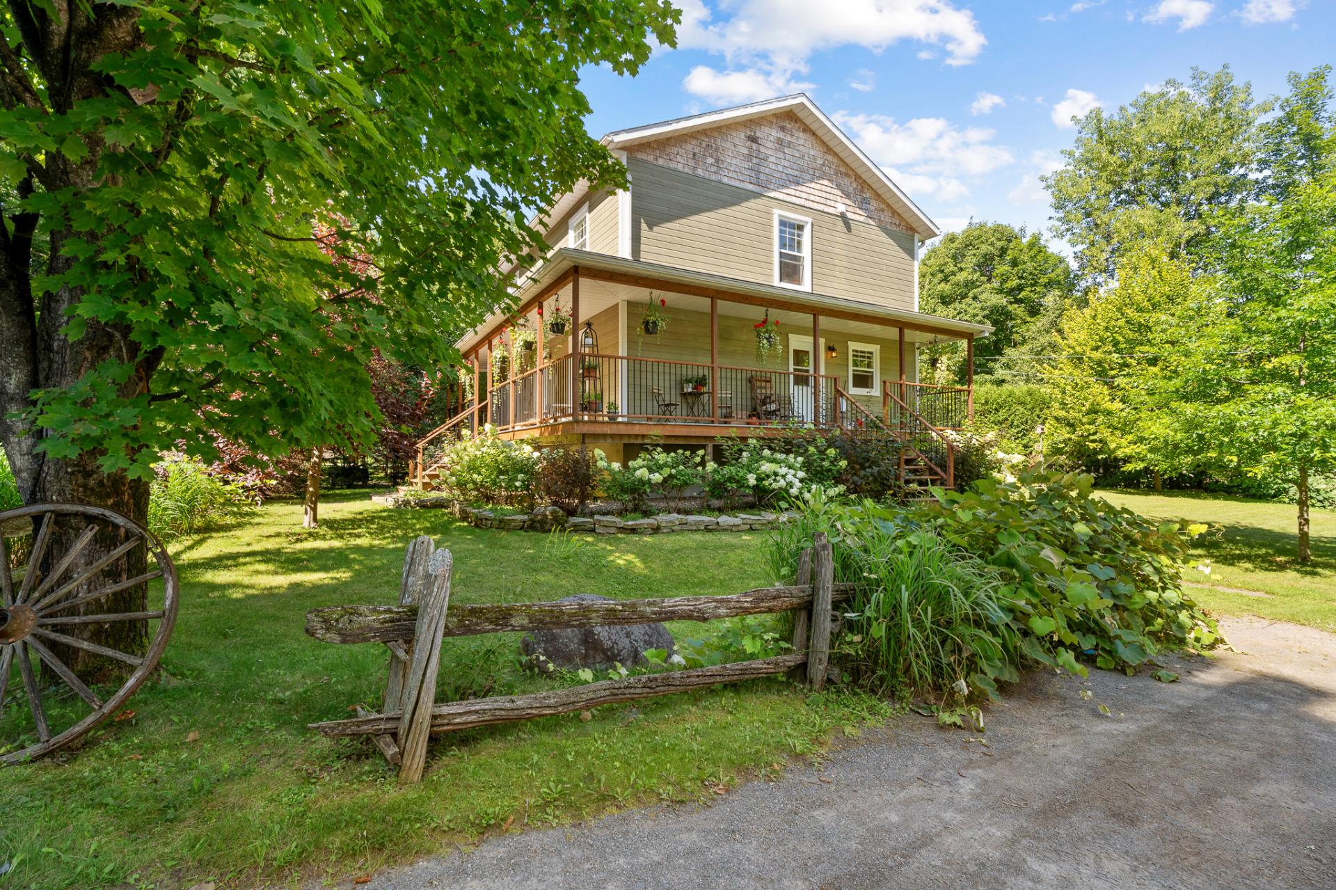 Residential in Morin-Heights 2