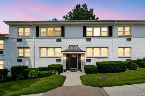 d-95 Avon Cir, Rye Brook, NY, 10573-2027 | Card Image