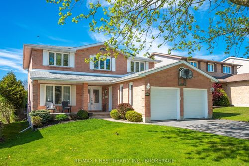 838 Woodside Dr, Kingston, ON, K7P1T2 | Card Image