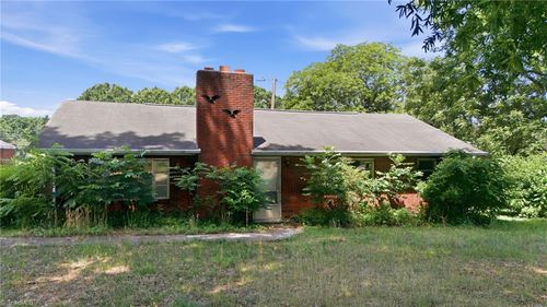 6628 University Pkwy, Rural Hall, NC, 27045-9605 | Card Image