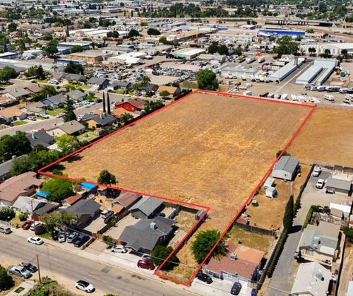 1/2 Hackett Rd, Ceres, CA, 95307-3599 | Card Image