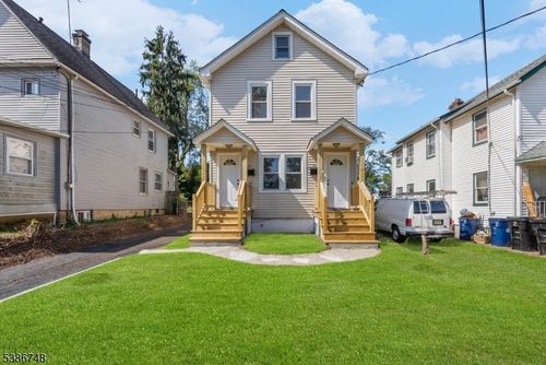 330 Evona Ave, Plainfield, NJ, 07063-1225 | Card Image