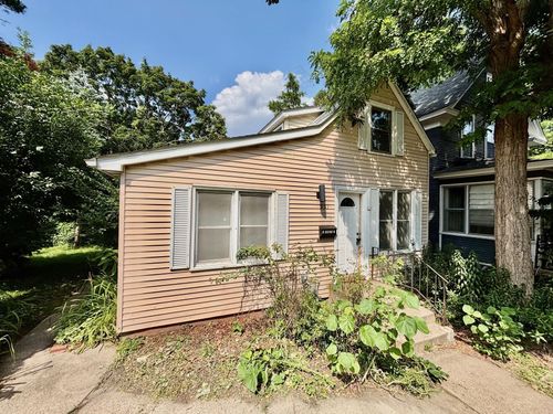 551 Saint Clair Ave, Saint Paul, MN, 55102-2859 | Card Image