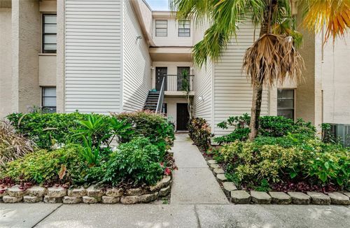2202-4909 Puritan Cir, TAMPA, FL, 33617-8346 | Card Image