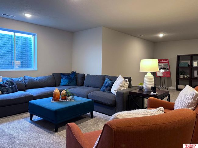 8207 N 175 Th Ave, House other with 3 bedrooms, 2 bathrooms and 3 parking in Bennington NE | Image 20