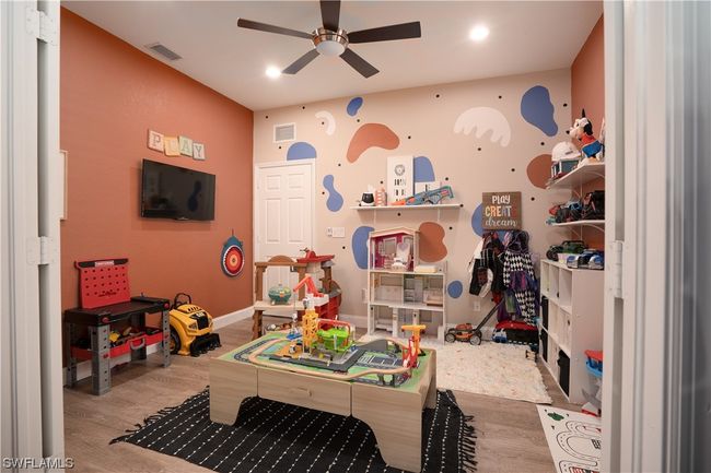 Living​​‌​​​​‌​​‌‌​‌‌​​​‌‌​​‌‌​‌​​​​​‌ room | Image 11