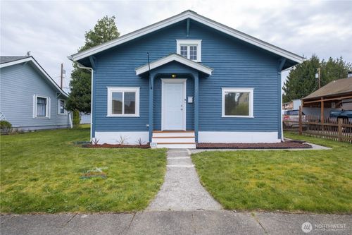 321 S Olympic Ave, Arlington, WA, 98223-1532 | Card Image