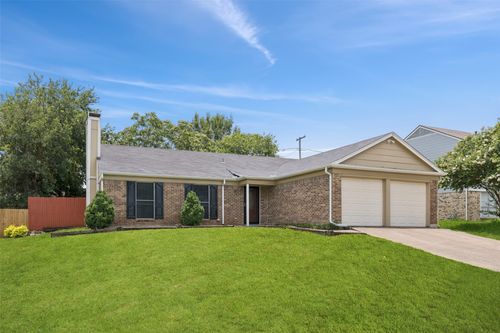 2017 Jessie Pl, Edgecliff Village, TX, 76134-2703 | Card Image