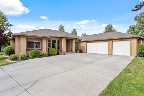 3 Jasper Ct, Pasco, WA, 99301-3280 | Card Image