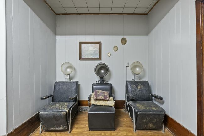 Hair Salon | Image 12