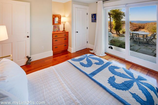 94 Menemsha Inn Rd, House other with 6 bedrooms, 5 bathrooms and null parking in Chilmark MA | Image 26