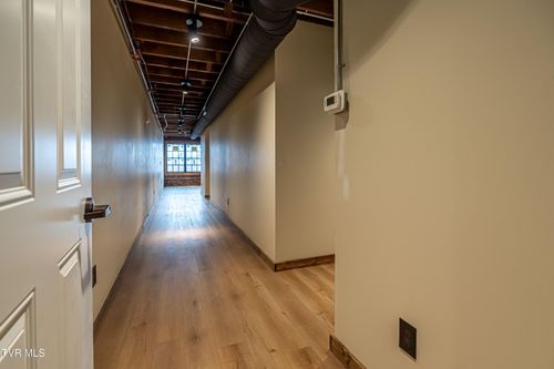 400-453 E Main St, Kingsport, TN, 37660-4852 | Card Image