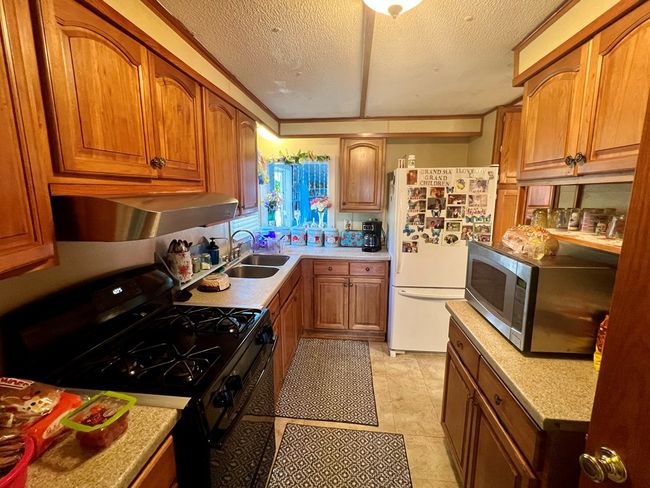 6930 Ne 55 Th St, House other with 4 bedrooms, 2 bathrooms and null parking in HIGH SPRINGS FL | Image 11