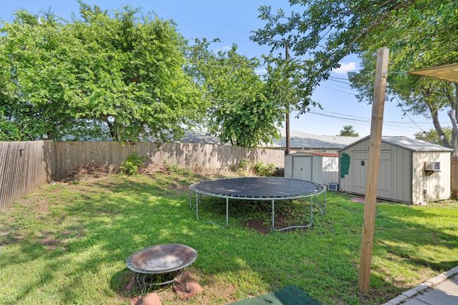 View of back yard | Image 22