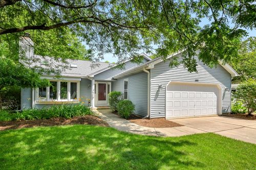 1101 Winnebago Trl, Batavia, IL, 60510-4106 | Card Image