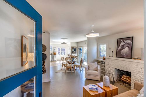945 Brown Street, St. Helena, CA, 94574 | Card Image