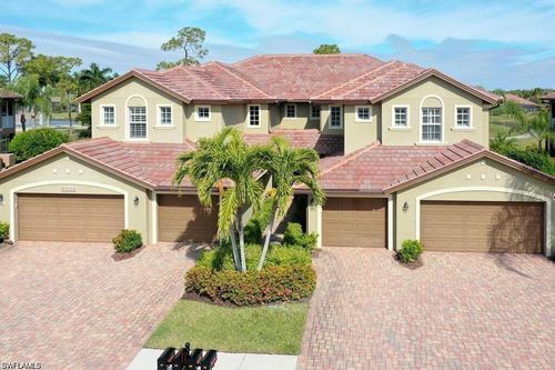 1-202-6689 Alden Woods Cir, NAPLES, FL, 34113-3425 | Card Image