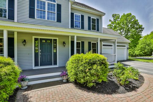 13 Hobart Hill Rd, Brookline, NH, 03033-2530 | Card Image