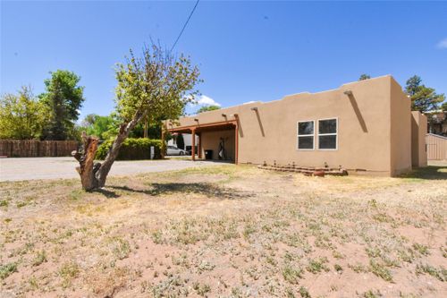 8 Camino Catalina, Cuyamungue, NM, 87506 | Card Image