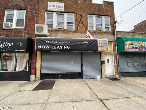 468 Roseville Ave, Newark, NJ, 07107-2443 | Card Image