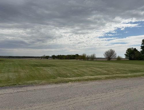XX La Maine Drive, Rockford, IL, 61103 | Card Image