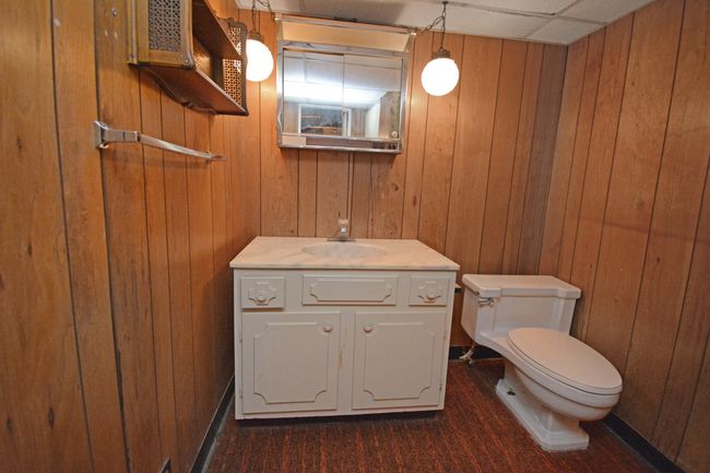 219 S Coolidge St, House other with 3 bedrooms, 2 bathrooms and 2 parking in Normal IL | Image 35