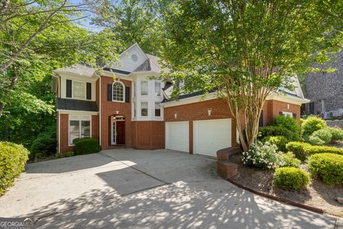 5052 Vinings Estates Ct Se, Smyrna, GA, 30126-5929 | Card Image
