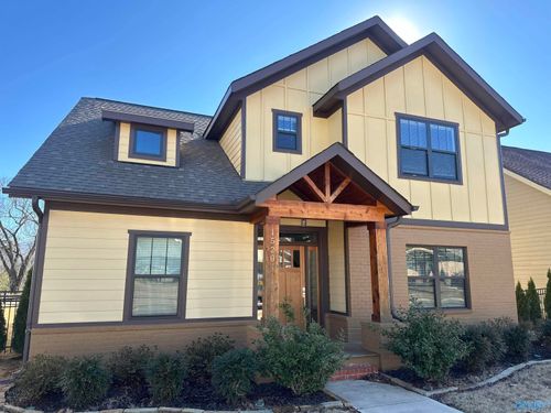 1520 Hammock St, Huntsville, AL, 35811-1683 | Card Image