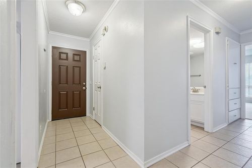 16-6000 N Pennsylvania Ave, Oklahoma City, OK, 73112-7338 | Card Image