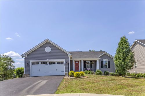 226 Camden Dr, Zelienople, PA, 16063-3012 | Card Image